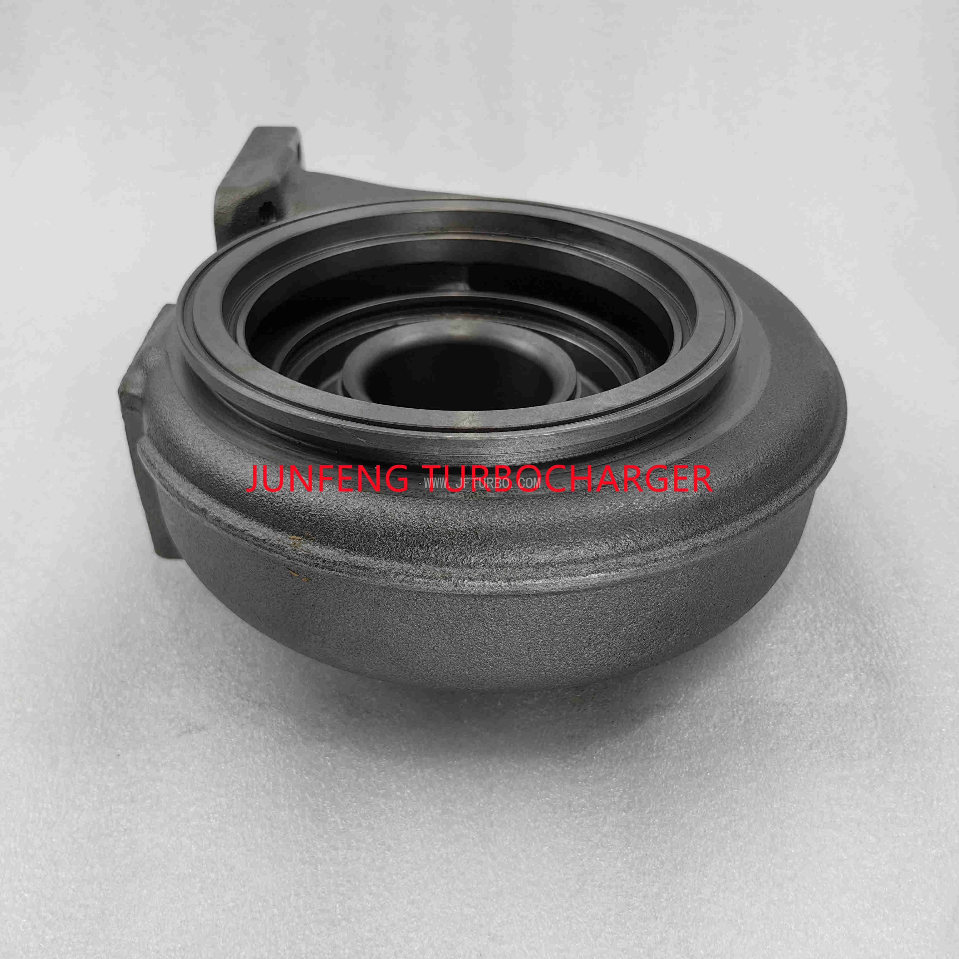 HE431V 4045934 turbine housing 3.jpg