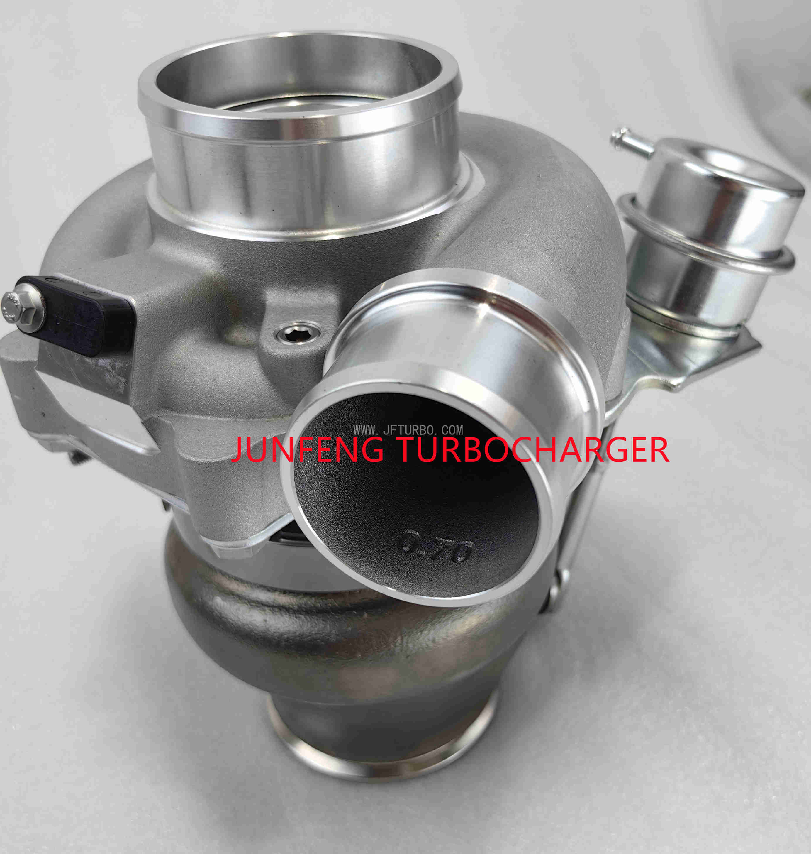 G25-550 T25 AR 0.49 turbo 7.jpg