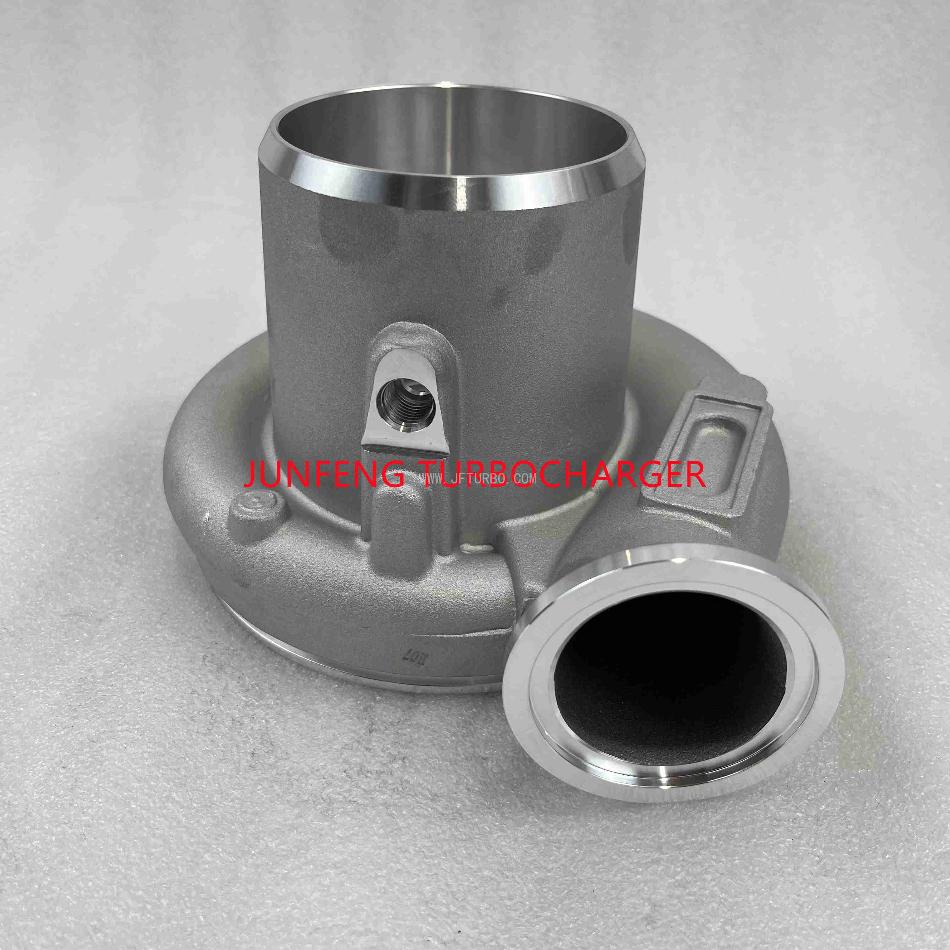 HE431V 4047231 compressor housing 3.jpg