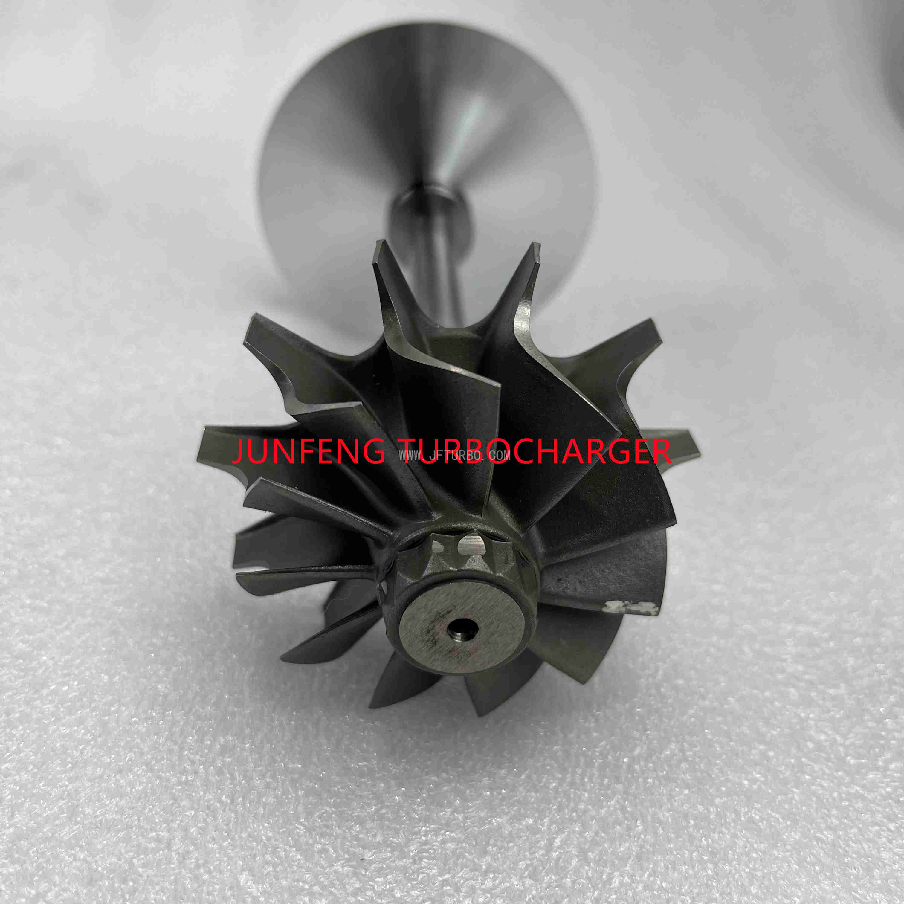 HE431V 4047231 turbo rotor 4.jpg