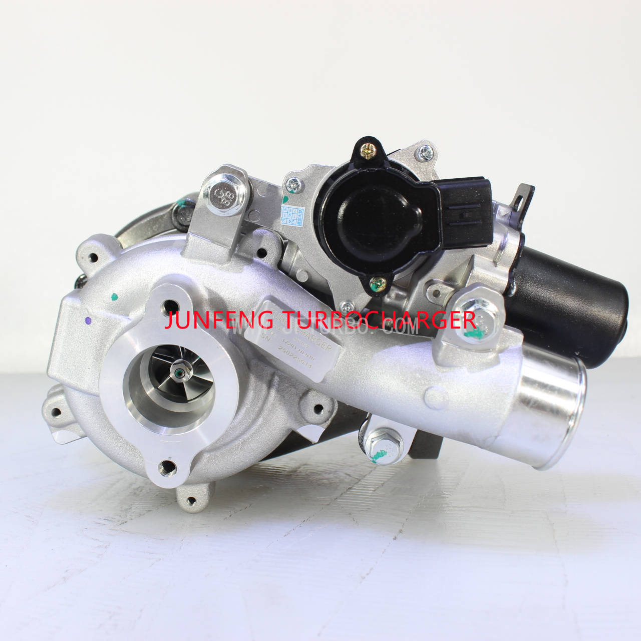 17201-UL020 17201-UL010 turbo 6.jpg