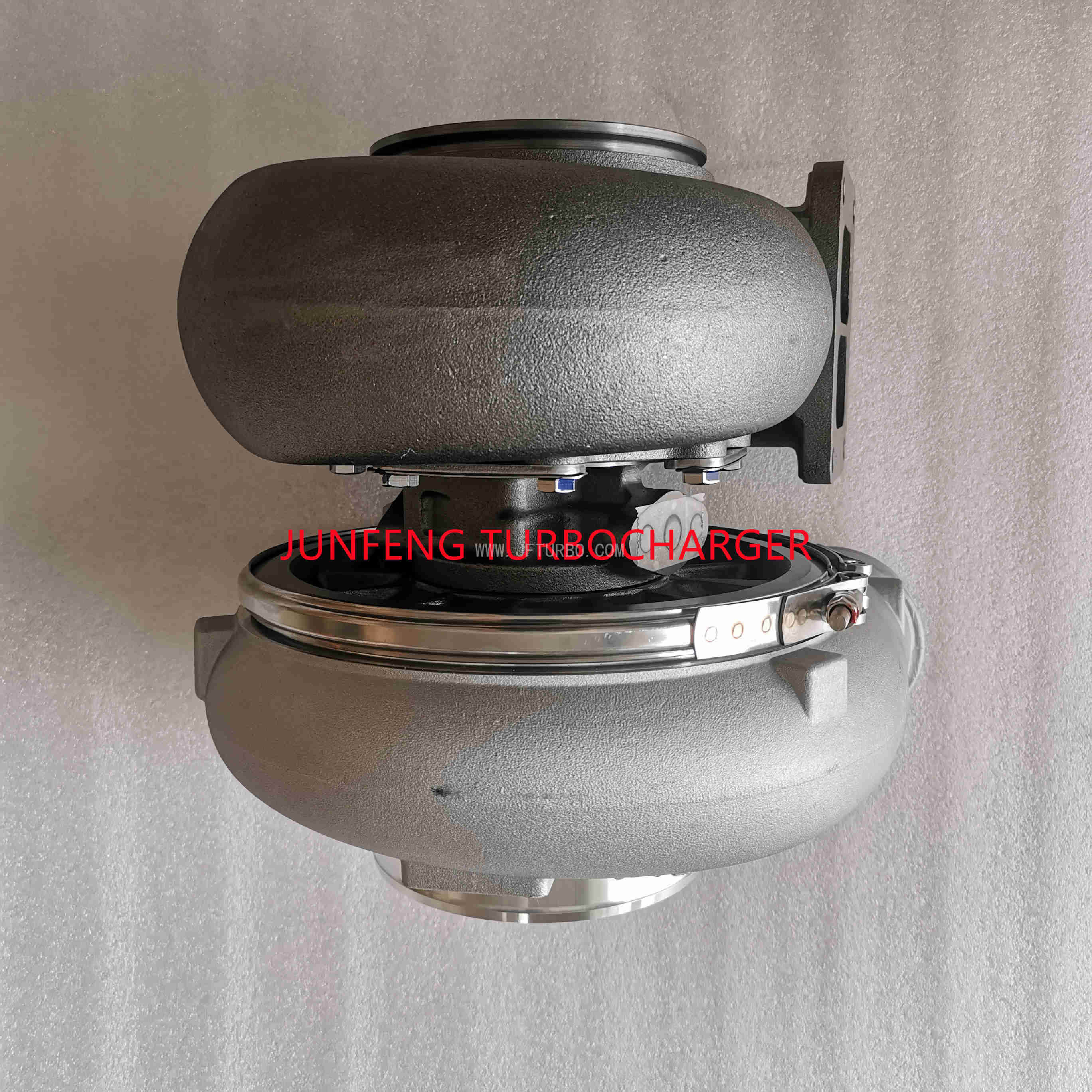 UD30V12 T18-A87 135657 turbo 3.jpg