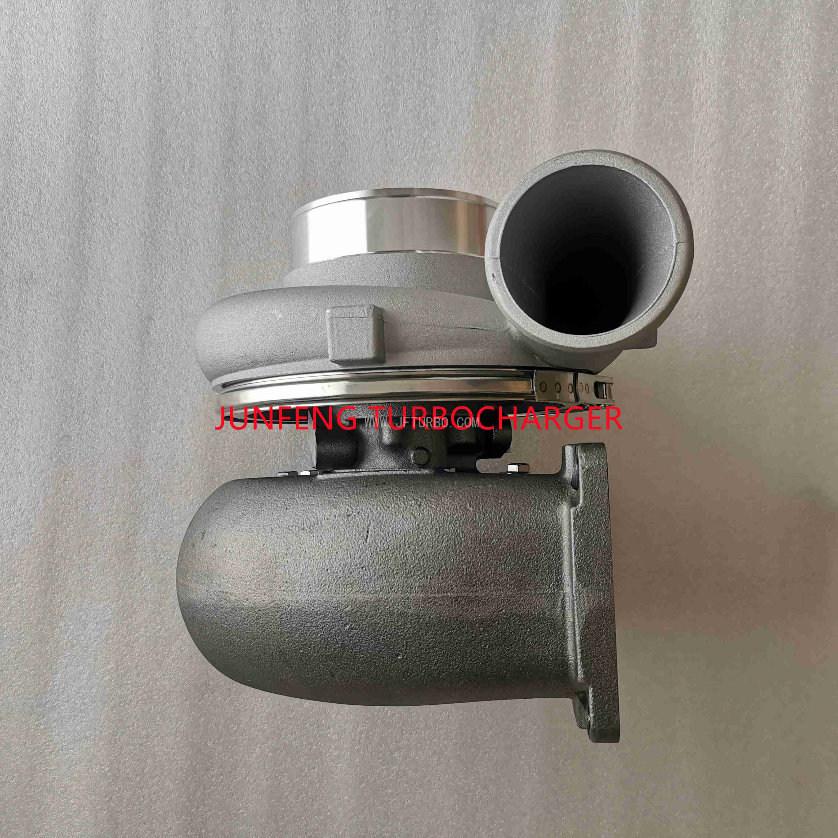UD30V12 T18-A87 135657 turbo 5.jpg
