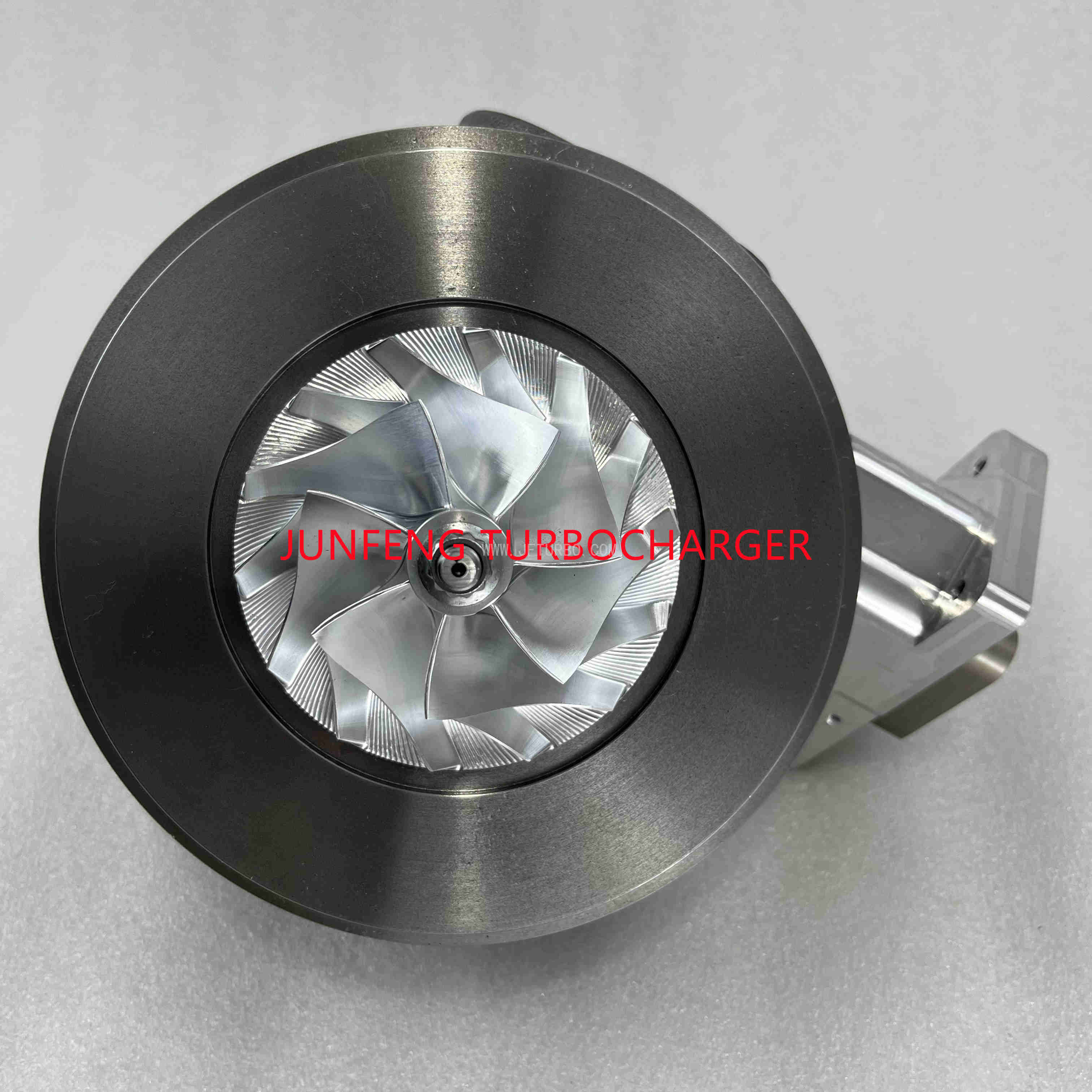 HE531VE Turbo CHRA 3776903 1.jpg