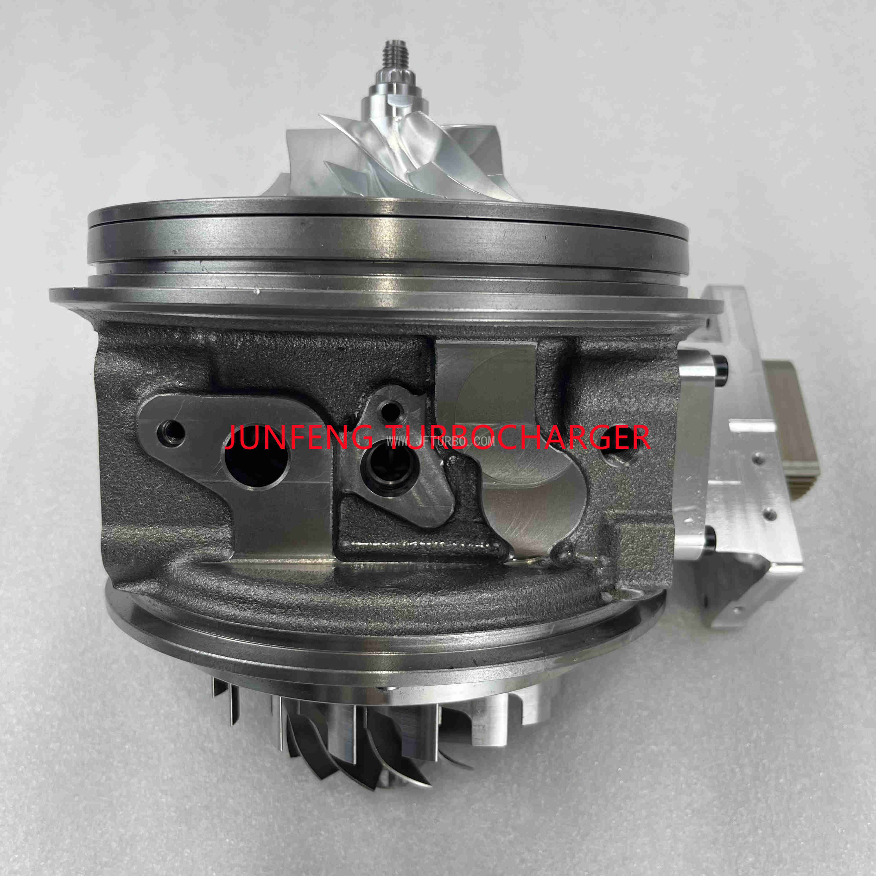 HE531VE Turbo CHRA 3776903 2.jpg