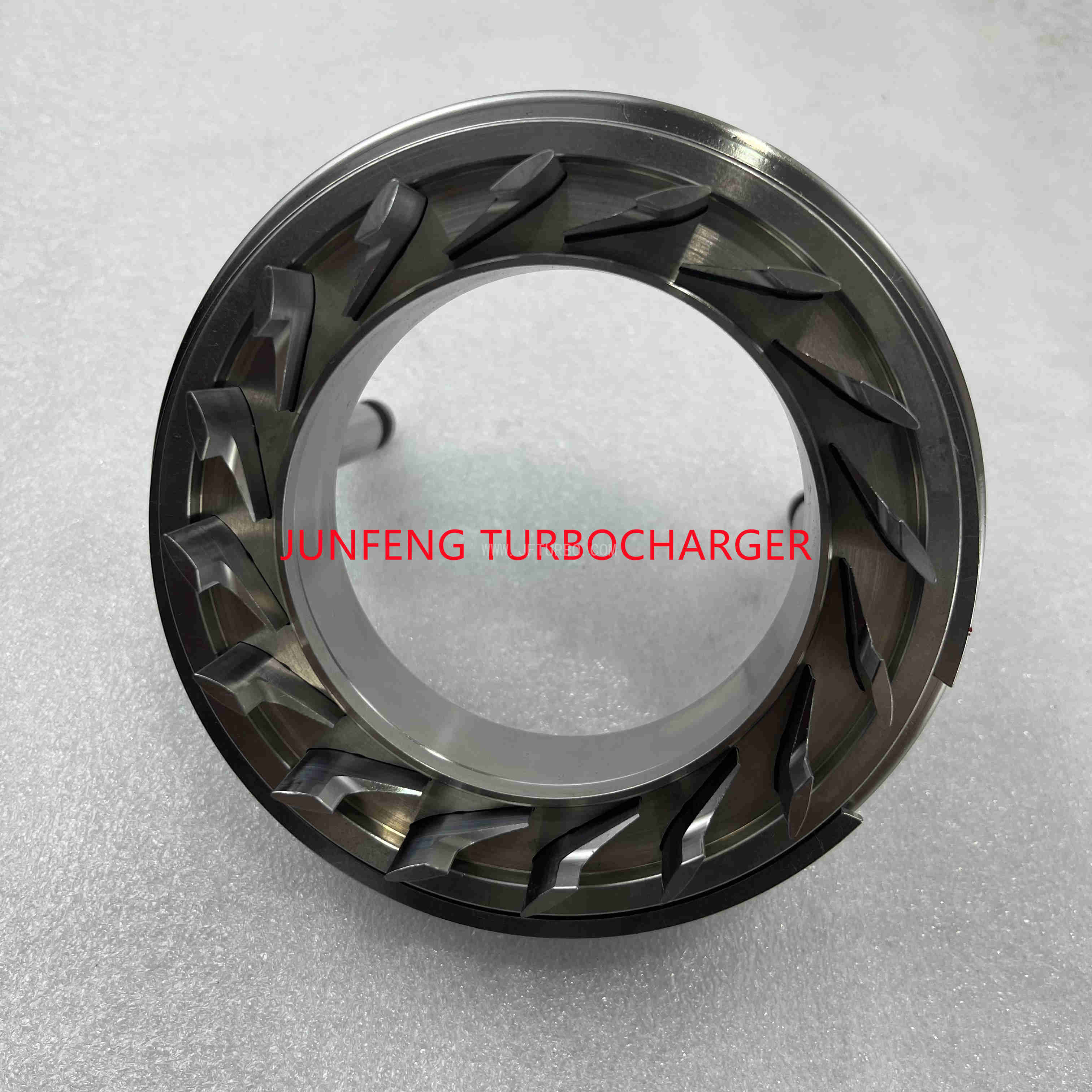 HE531VE 3776903 Turbo nozzle ring 6.jpg